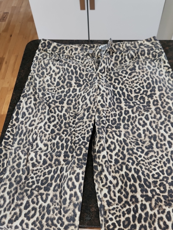 Forever 21 Denim - Forever 21 Leopard Print Wide Leg Jeans - Black & Cream